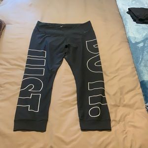Nike 3/4 length leggings